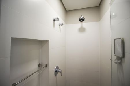 Casa à venda com 120m², 2 quartos e 2 vagas Casa à venda com 120m², 2 quartos e 2 vagasBanheiro da Suíte