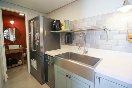 Casa à venda com 120m², 2 quartos e 2 vagas Casa à venda com 120m², 2 quartos e 2 vagasCozinha