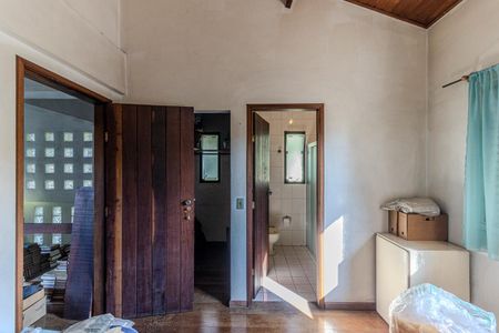 Casa à venda com 362m², 4 quartos e 5 vagasSuíte 2