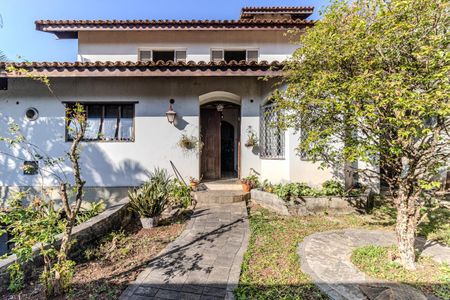 Casa à venda com 362m², 4 quartos e 5 vagasFachada