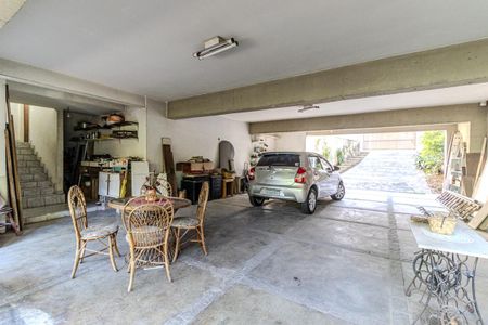 Casa à venda com 362m², 4 quartos e 5 vagasGaragem