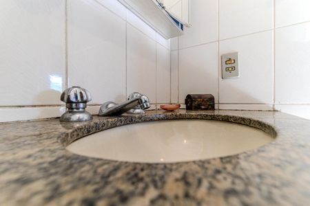 Casa à venda com 362m², 4 quartos e 5 vagasBanheiro da Suíte 2