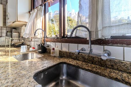 Casa à venda com 362m², 4 quartos e 5 vagasCozinha