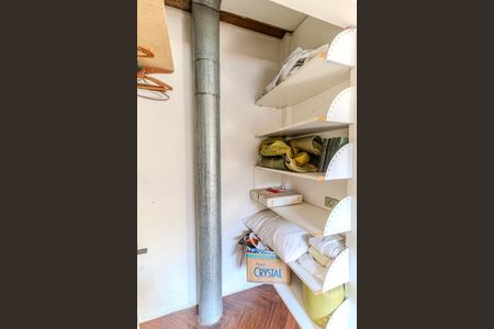 Casa à venda com 362m², 4 quartos e 5 vagasSuíte 4