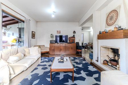 Casa à venda com 362m², 4 quartos e 5 vagasSala