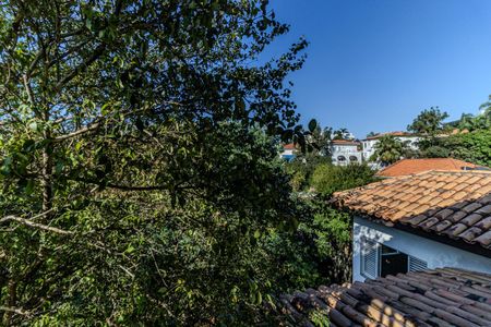 Casa à venda com 362m², 4 quartos e 5 vagasVista