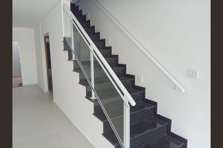 Casa à venda com 160m², 3 quartos e 2 vagas Casa à venda com 160m², 3 quartos e 2 vagasFoto 05