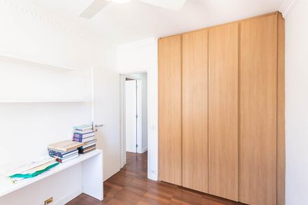 Apartamento à venda com 123m², 3 quartos e 1 vagaQuarto 2