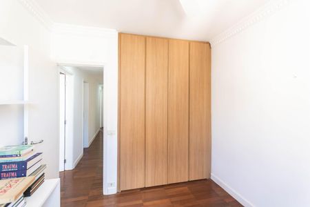 Apartamento à venda com 123m², 3 quartos e 1 vagaQuarto 2