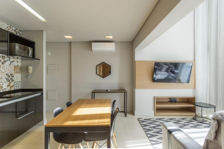 Apartamento para alugar com 70m², 1 quarto e 1 vagaSala