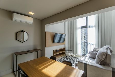 Apartamento para alugar com 70m², 1 quarto e 1 vagaSala