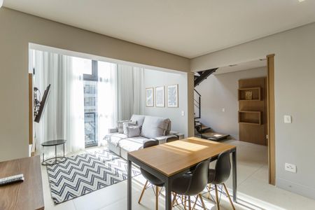 Sala de apartamento para alugar com 1 quarto, 70m² em Vila Olímpia, São Paulo