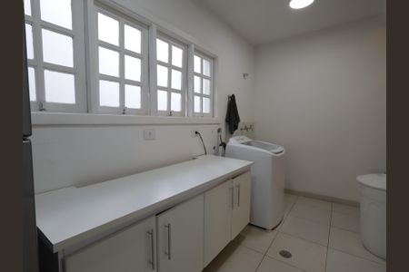 Casa à venda com 351m², 3 quartos e 3 vagasÁrea de Serviço