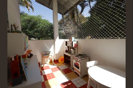 Casa à venda com 351m², 3 quartos e 3 vagasVaranda do Quarto
