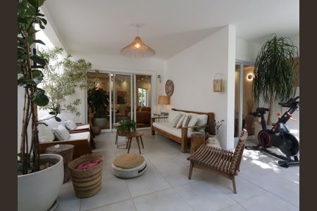 Casa à venda com 351m², 3 quartos e 3 vagasVaranda da Sala