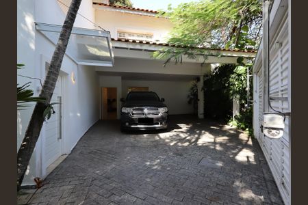 Casa à venda com 351m², 3 quartos e 3 vagasGaragem