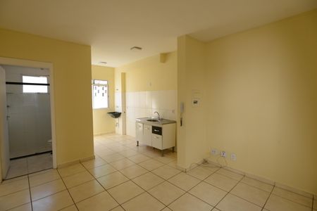 Apartamento para alugar com 43m², 2 quartos e 1 vagaSala/Cozinha