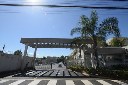 Apartamento para alugar com 43m², 2 quartos e 1 vagaFachada e portaria