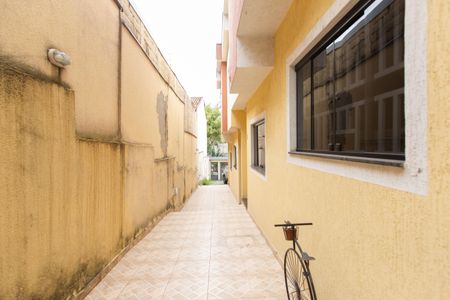 Casa de condomínio à venda com 70m², 2 quartos e 1 vaga Casa de condomínio à venda com 70m², 2 quartos e 1 vagaCorredor