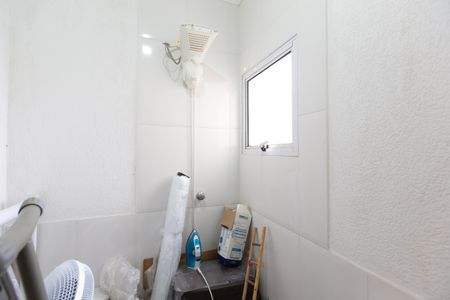 Casa de condomínio à venda com 70m², 2 quartos e 1 vaga Casa de condomínio à venda com 70m², 2 quartos e 1 vagaBanheiro da Suíte 1