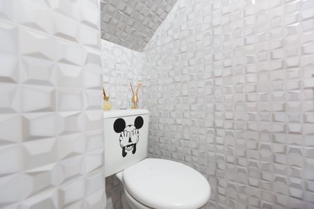 Casa de condomínio à venda com 70m², 2 quartos e 1 vaga Casa de condomínio à venda com 70m², 2 quartos e 1 vagaLavabo