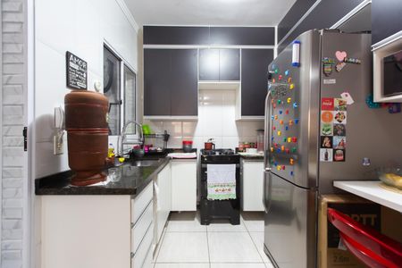 Casa de condomínio à venda com 70m², 2 quartos e 1 vaga Casa de condomínio à venda com 70m², 2 quartos e 1 vagaCozinha