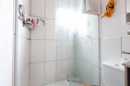 Casa de condomínio à venda com 70m², 2 quartos e 1 vaga Casa de condomínio à venda com 70m², 2 quartos e 1 vagaBanheiro da Suíte 2