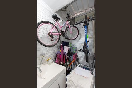 Casa de condomínio à venda com 70m², 2 quartos e 1 vaga Casa de condomínio à venda com 70m², 2 quartos e 1 vagaÁrea de Serviço