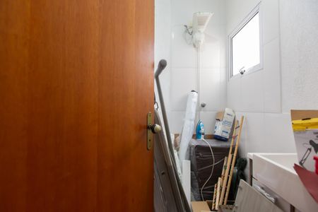 Casa de condomínio à venda com 70m², 2 quartos e 1 vaga Casa de condomínio à venda com 70m², 2 quartos e 1 vagaBanheiro da Suíte 1