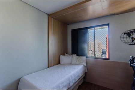 Apartamento à venda com 146m², 3 quartos e 3 vagasQuarto 2