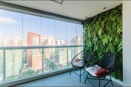 Apartamento à venda com 146m², 3 quartos e 3 vagasVaranda