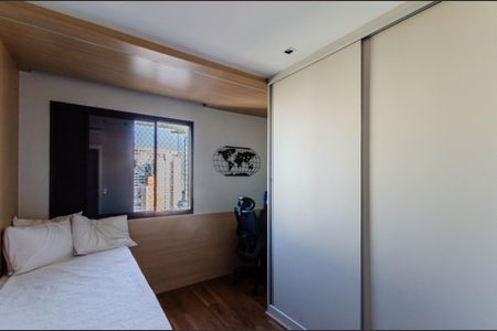 Apartamento à venda com 146m², 3 quartos e 3 vagasQuarto 2