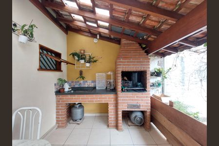 Casa à venda com 358m², 3 quartos e 4 vagas Casa à venda com 358m², 3 quartos e 4 vagasÁrea de Lazer