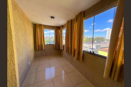 Apartamento para alugar com 68m², 2 quartos e 1 vagaVaranda