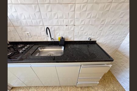 Apartamento para alugar com 68m², 2 quartos e 1 vagaCozinha