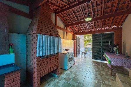 Casa à venda com 310m², 3 quartos e 4 vagasVaranda Gourmet