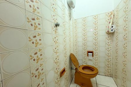 Casa à venda com 310m², 3 quartos e 4 vagasBanheiro de Serviço