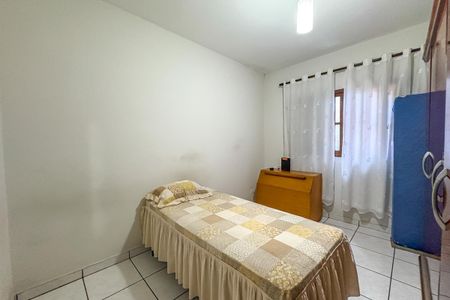 Casa à venda com 310m², 3 quartos e 4 vagasQuarto 2
