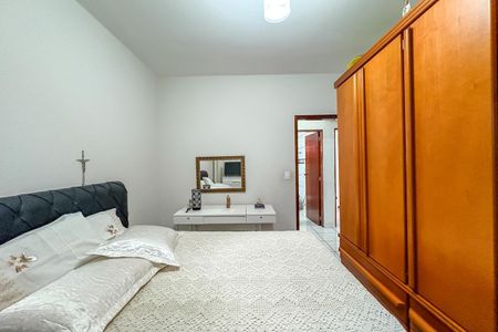 Casa à venda com 310m², 3 quartos e 4 vagasQuarto 1