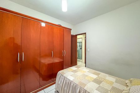 Casa à venda com 310m², 3 quartos e 4 vagasQuarto 2