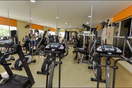 Apartamento para alugar com 45m², 2 quartos e 1 vaga Apartamento para alugar com 45m², 2 quartos e 1 vagaÁrea comum - Academia