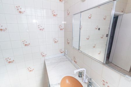 Casa para alugar com 300m², 3 quartos e sem vaga Casa para alugar com 300m², 3 quartos e sem vagaBanheiro 1