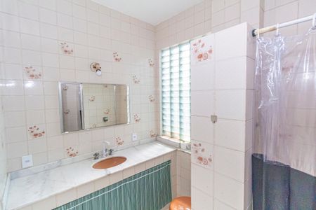 Casa para alugar com 300m², 3 quartos e sem vaga Casa para alugar com 300m², 3 quartos e sem vagaBanheiro 1