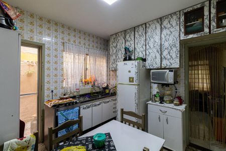 Casa à venda com 89m², 2 quartos e 2 vagasCozinha