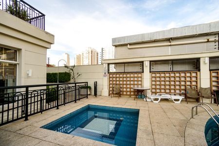 Apartamento à venda com 98m², 3 quartos e 2 vagas Apartamento à venda com 98m², 3 quartos e 2 vagasÁrea comum - Piscina infantil