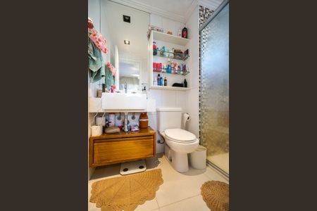 Apartamento à venda com 98m², 3 quartos e 2 vagas Apartamento à venda com 98m², 3 quartos e 2 vagasBanheiro da suíte