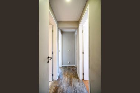 Apartamento à venda com 98m², 3 quartos e 2 vagas Apartamento à venda com 98m², 3 quartos e 2 vagasCorredor dos quartos