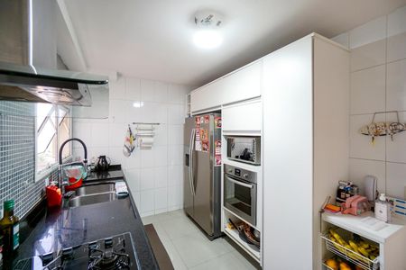 Apartamento à venda com 98m², 3 quartos e 2 vagas Apartamento à venda com 98m², 3 quartos e 2 vagasCozinha