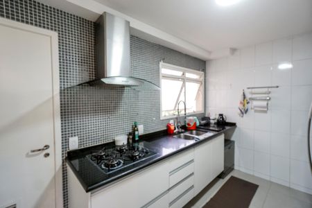 Apartamento à venda com 98m², 3 quartos e 2 vagas Apartamento à venda com 98m², 3 quartos e 2 vagasCozinha