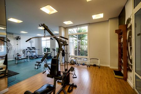 Apartamento à venda com 98m², 3 quartos e 2 vagas Apartamento à venda com 98m², 3 quartos e 2 vagasÁrea comum - Academia